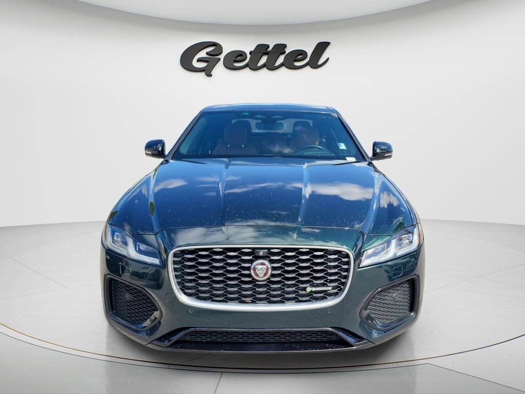 Used 2021 Jaguar XF R-Dynamic SE image 8