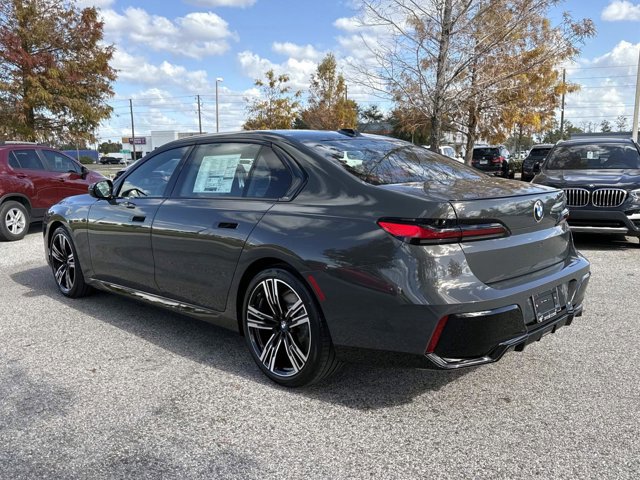 New 2026 BMW 740i image 5