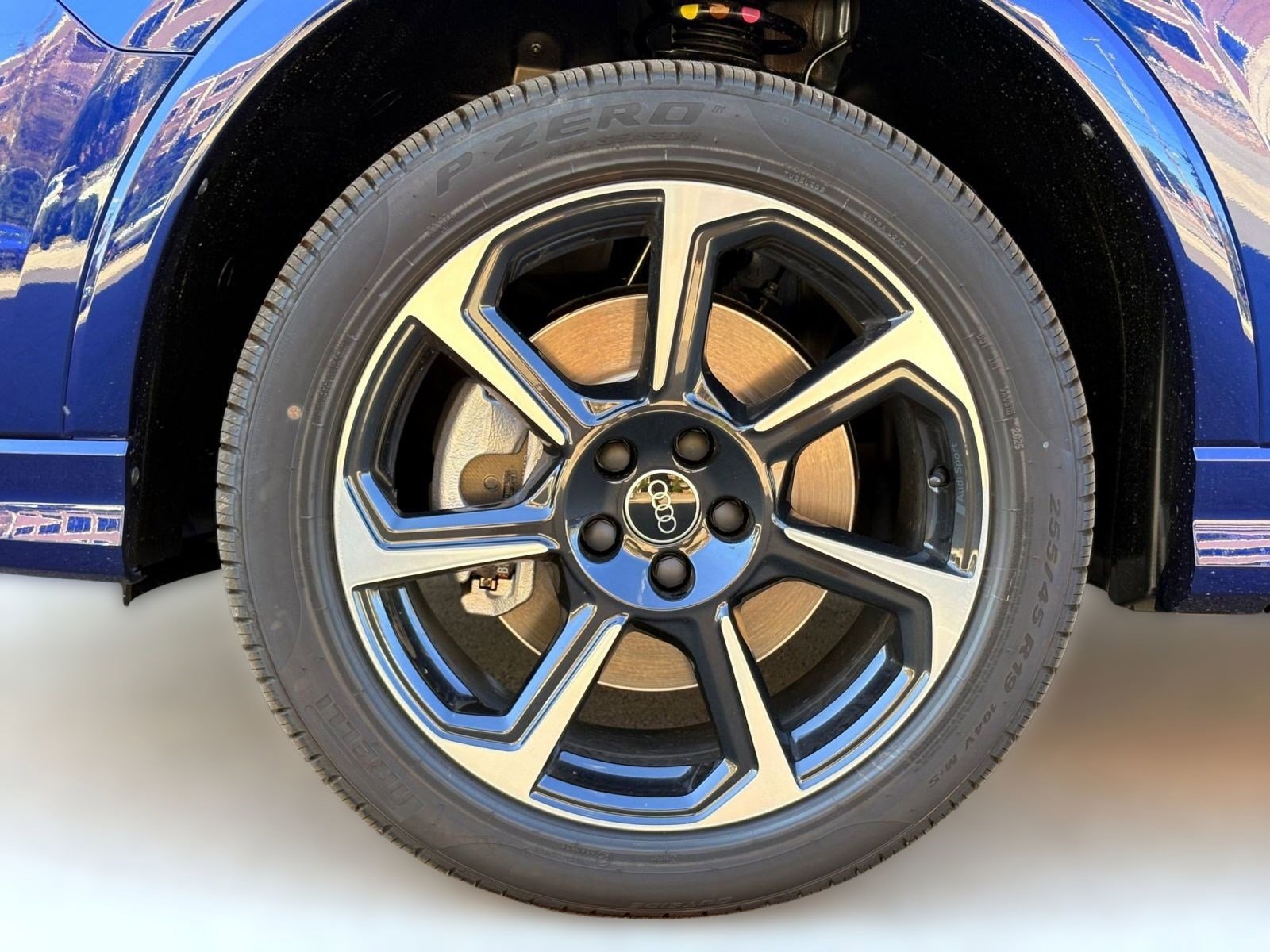 New 2025 Audi Q3 2.0T Premium Plus image 12