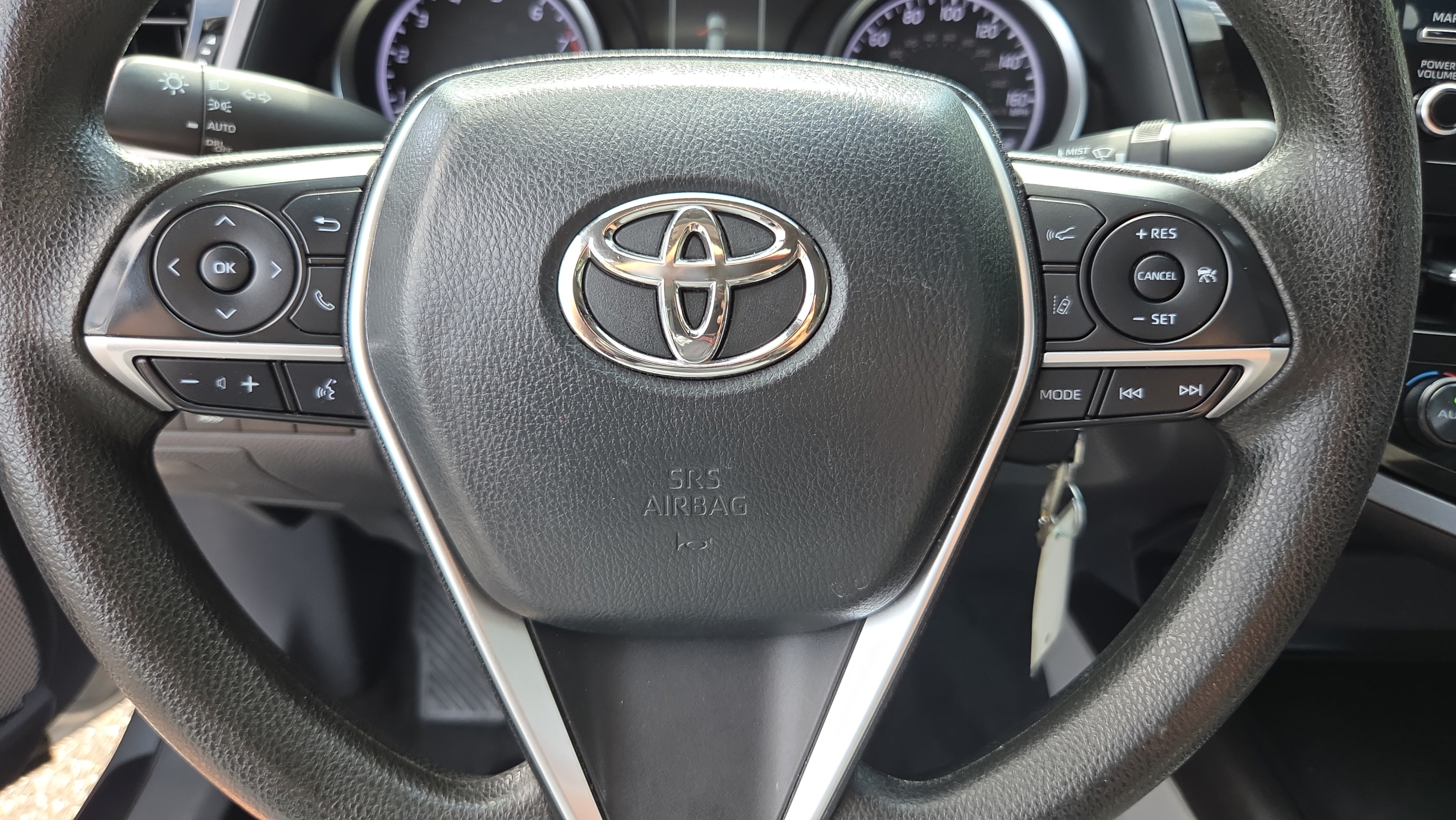 Used 2024 Toyota Camry LE FWD image 22