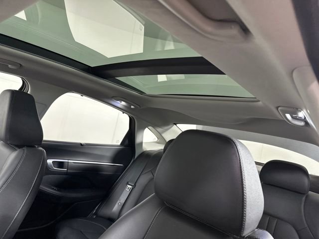 Used 2024 Hyundai Sonata Limited image 25