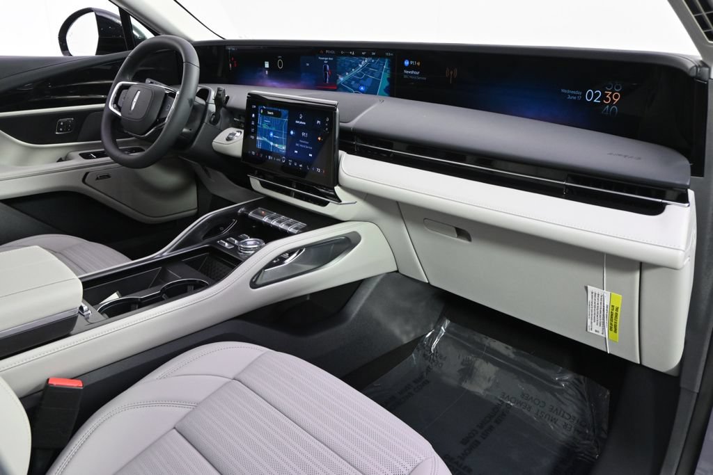 New 2026 Lincoln Nautilus Reserve w/ Jet Appearance Package AWD/4WD image 15