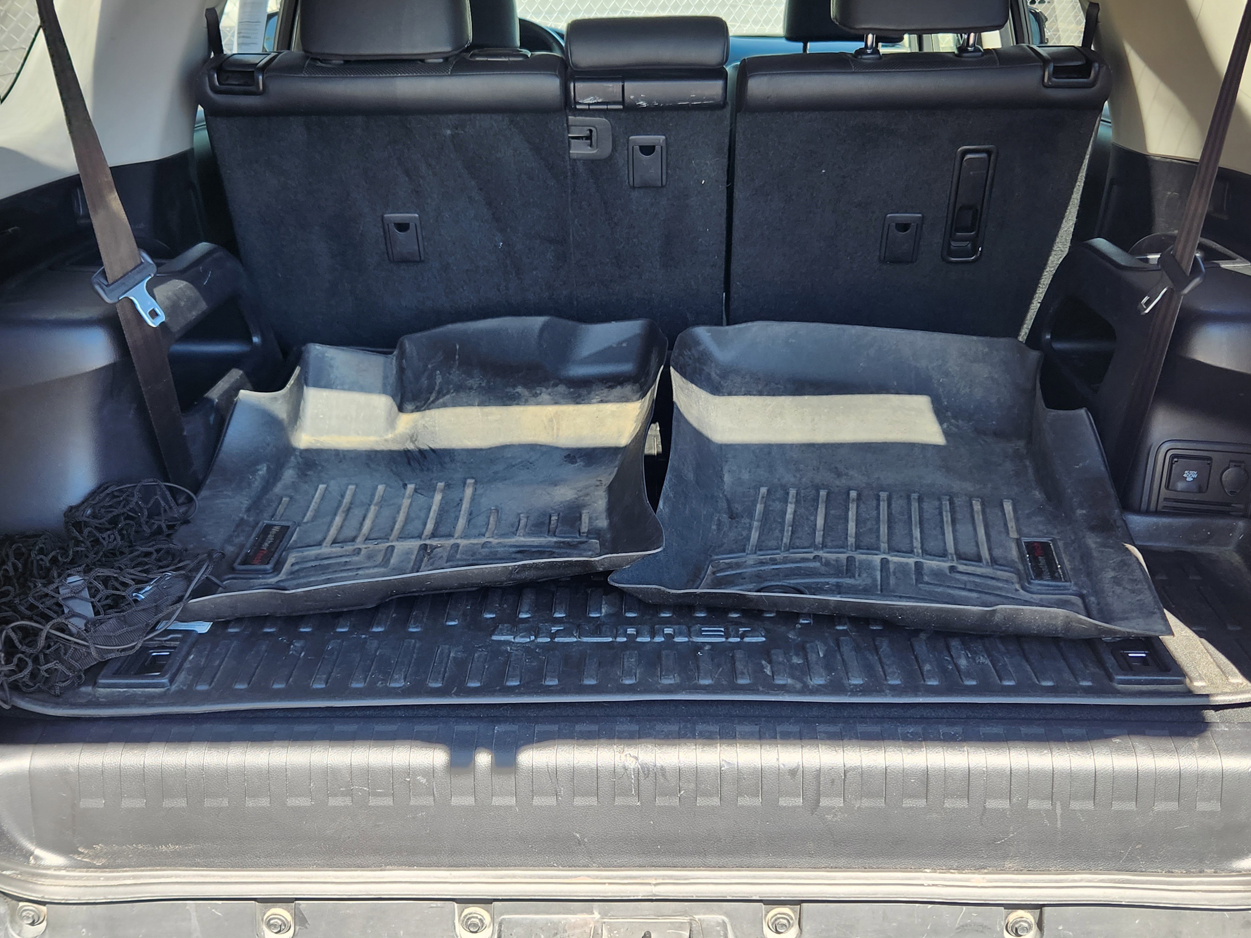 Used 2019 Toyota 4Runner Limited w/ Preferred Accessory Package AWD/4WD image 19