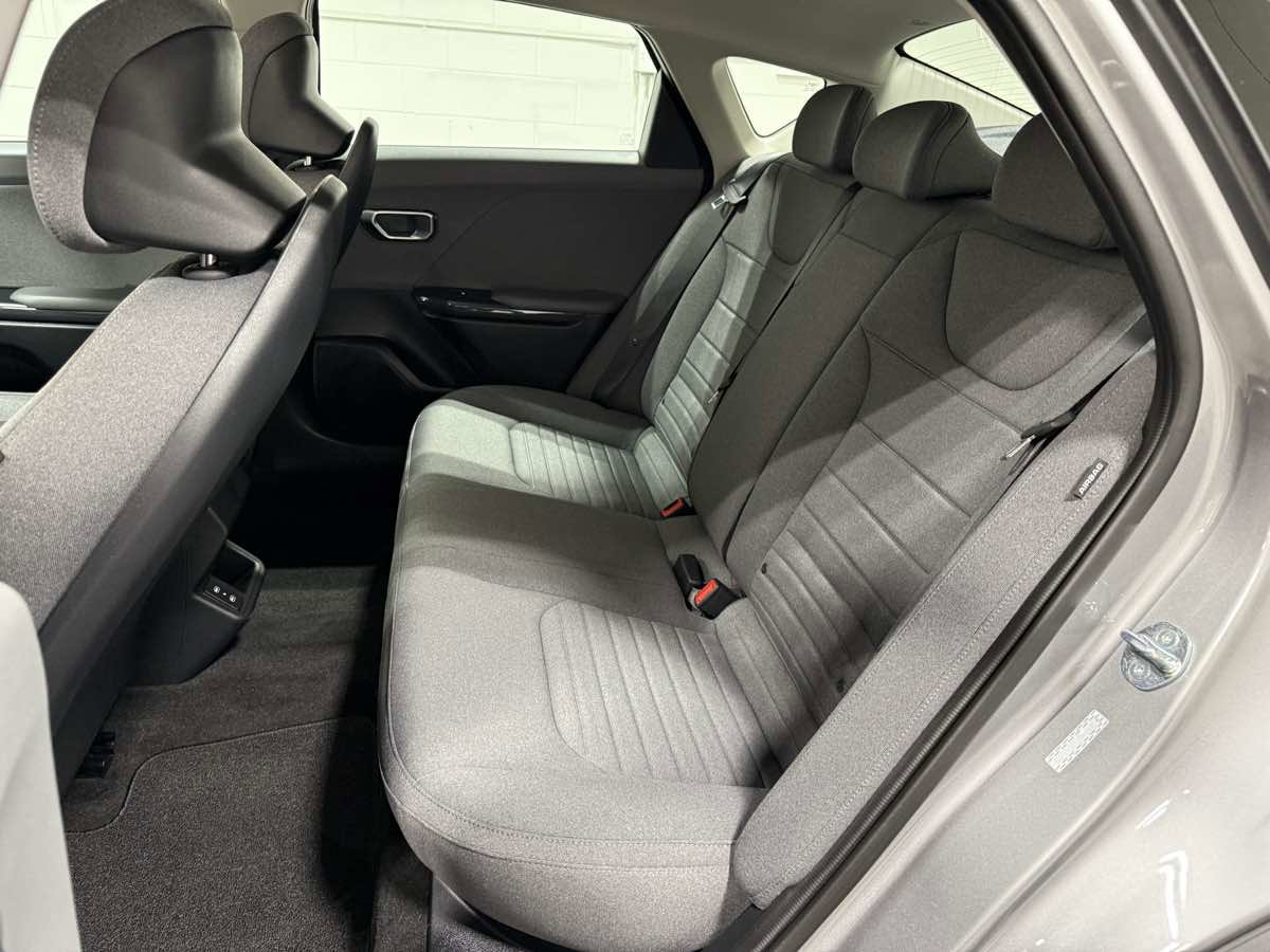 Used 2025 Kia K4 EX FWD image 19