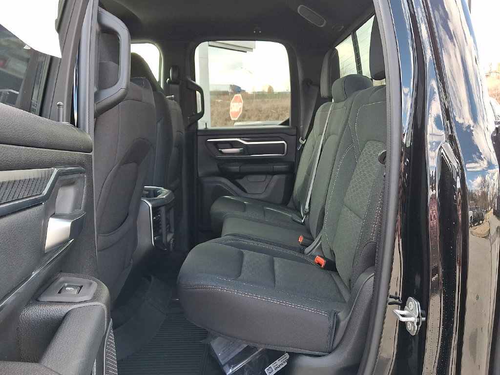 New 2026 RAM 1500 Big Horn AWD/4WD image 5
