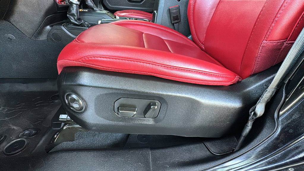 Used 2024 Jeep Wrangler Unlimited Rubicon 392 AWD/4WD image 15