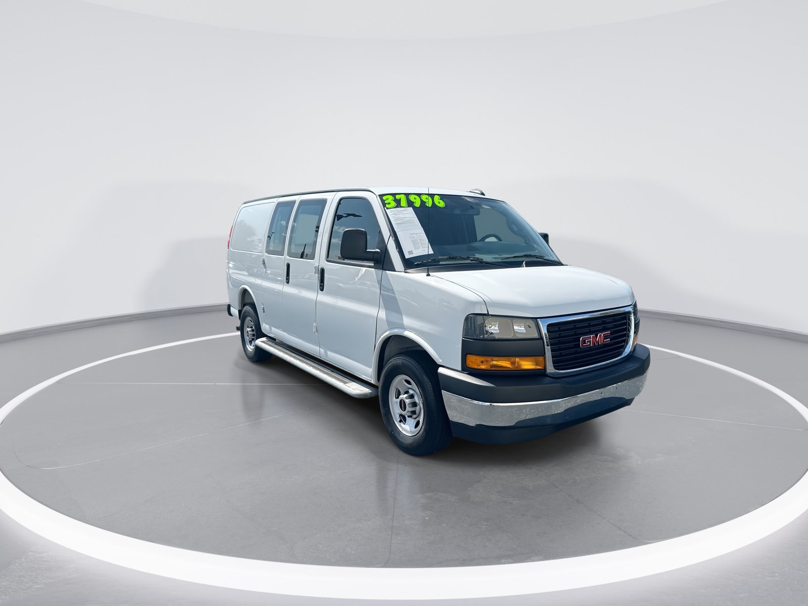 Used 2025 GMC Savana 2500 w/ Driver Convenience Package RWD image 2