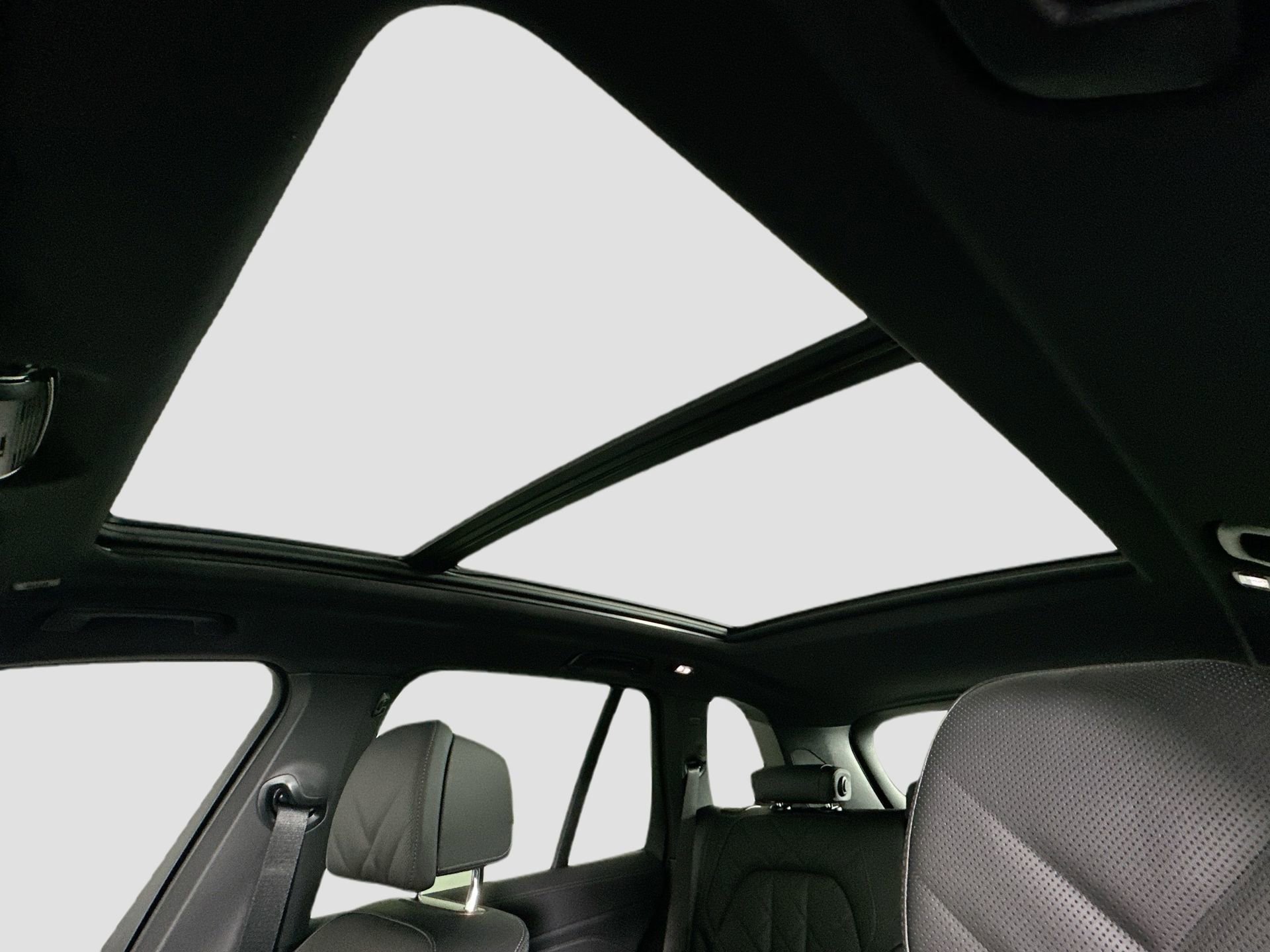 New 2026 BMW X5 xDrive40i w/ M Sport Package image 23