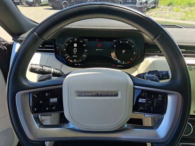 Used 2023 Land Rover Range Rover SE AWD/4WD image 4