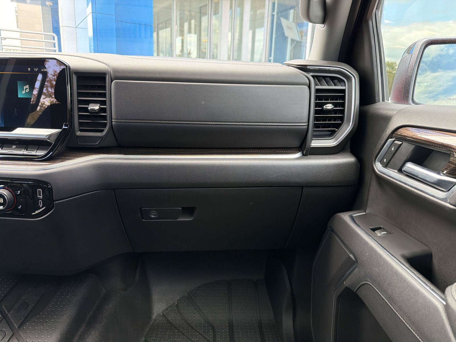 Certified 2025 Chevrolet Silverado 1500 LT w/ LPO, Liner Protection Package AWD/4WD image 31