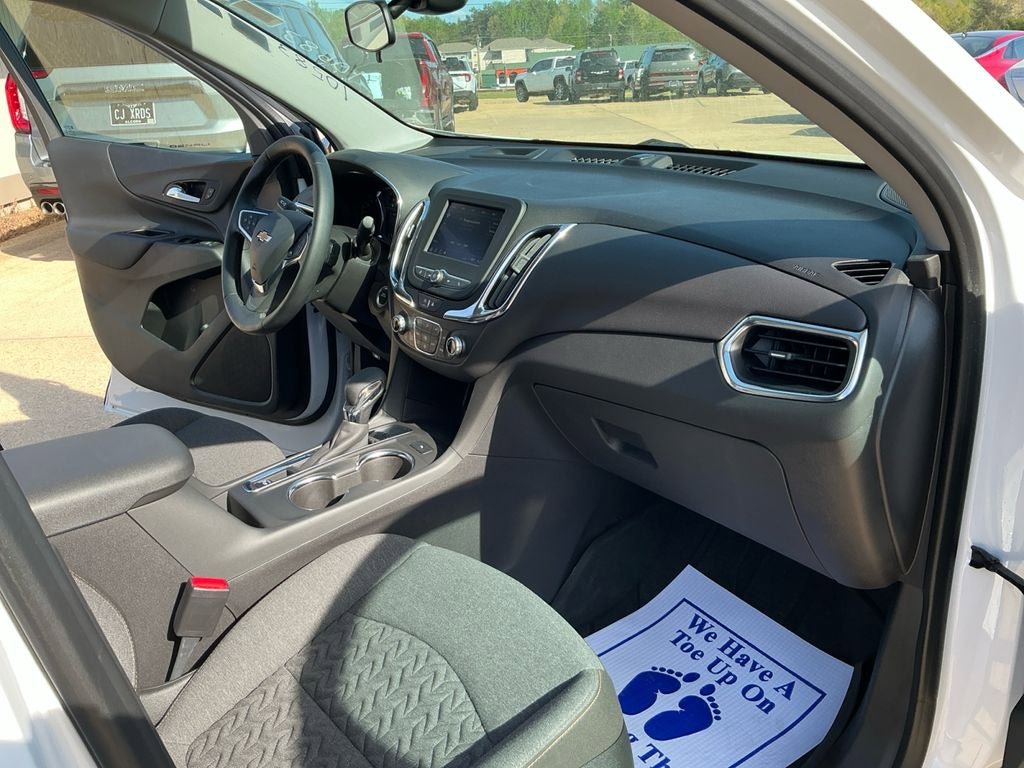 Used 2024 Chevrolet Equinox LT w/ LPO, Floor Liner Package FWD image 24