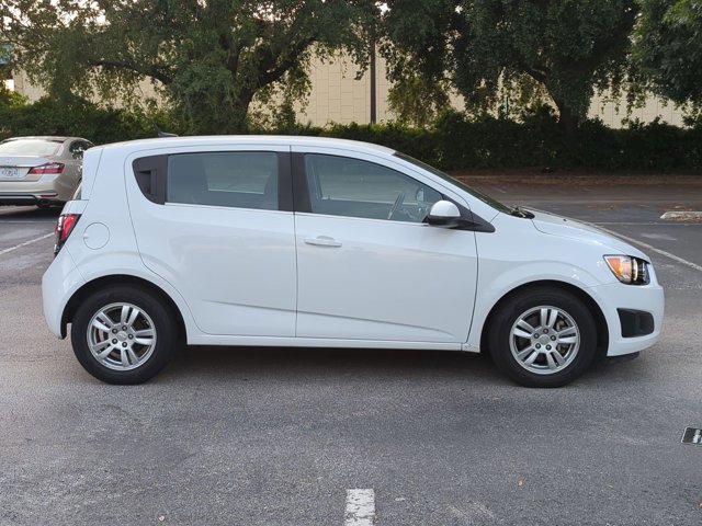 Used 2013 Chevrolet Sonic LT FWD image 4