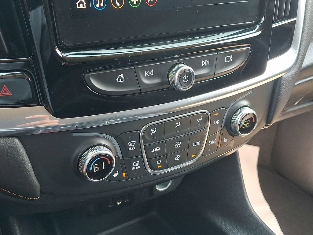 Certified 2020 Chevrolet Traverse LT FWD image 17