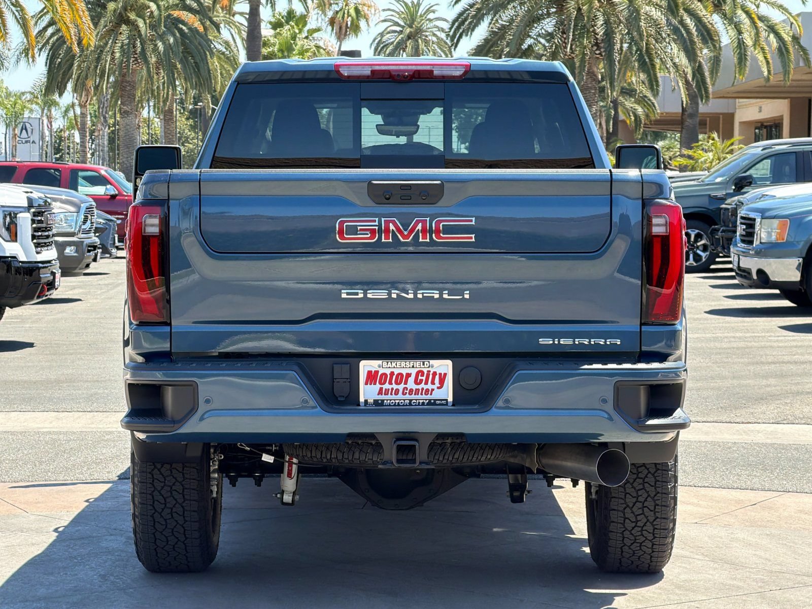 New 2026 GMC Sierra 3500 Denali w/ Denali Reserve Package AWD/4WD image 5