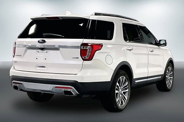 Used 2017 Ford Explorer Platinum AWD/4WD image 8
