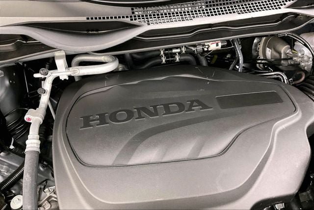 Certified 2026 Honda Odyssey Touring image 30