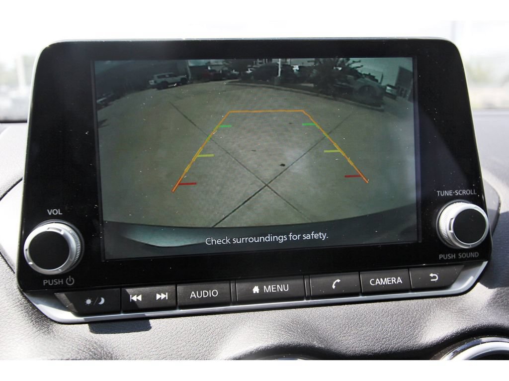 Used 2024 Nissan Sentra SV FWD image 11