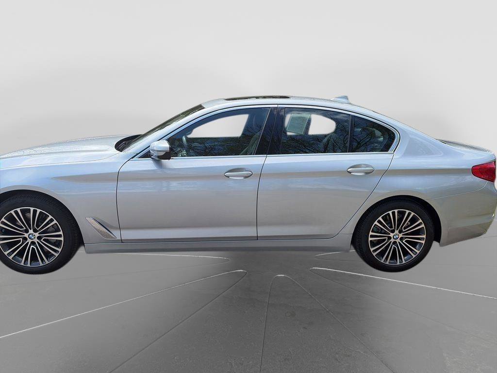 Used 2019 BMW 530i w/ Convenience Package RWD image 2