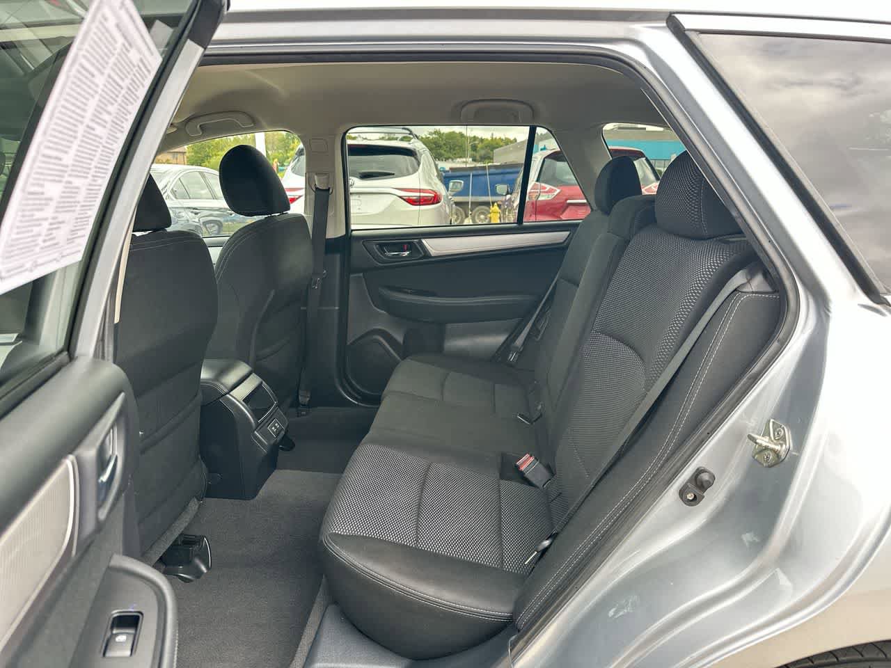 Used 2019 Subaru Outback 2.5i Premium image 24