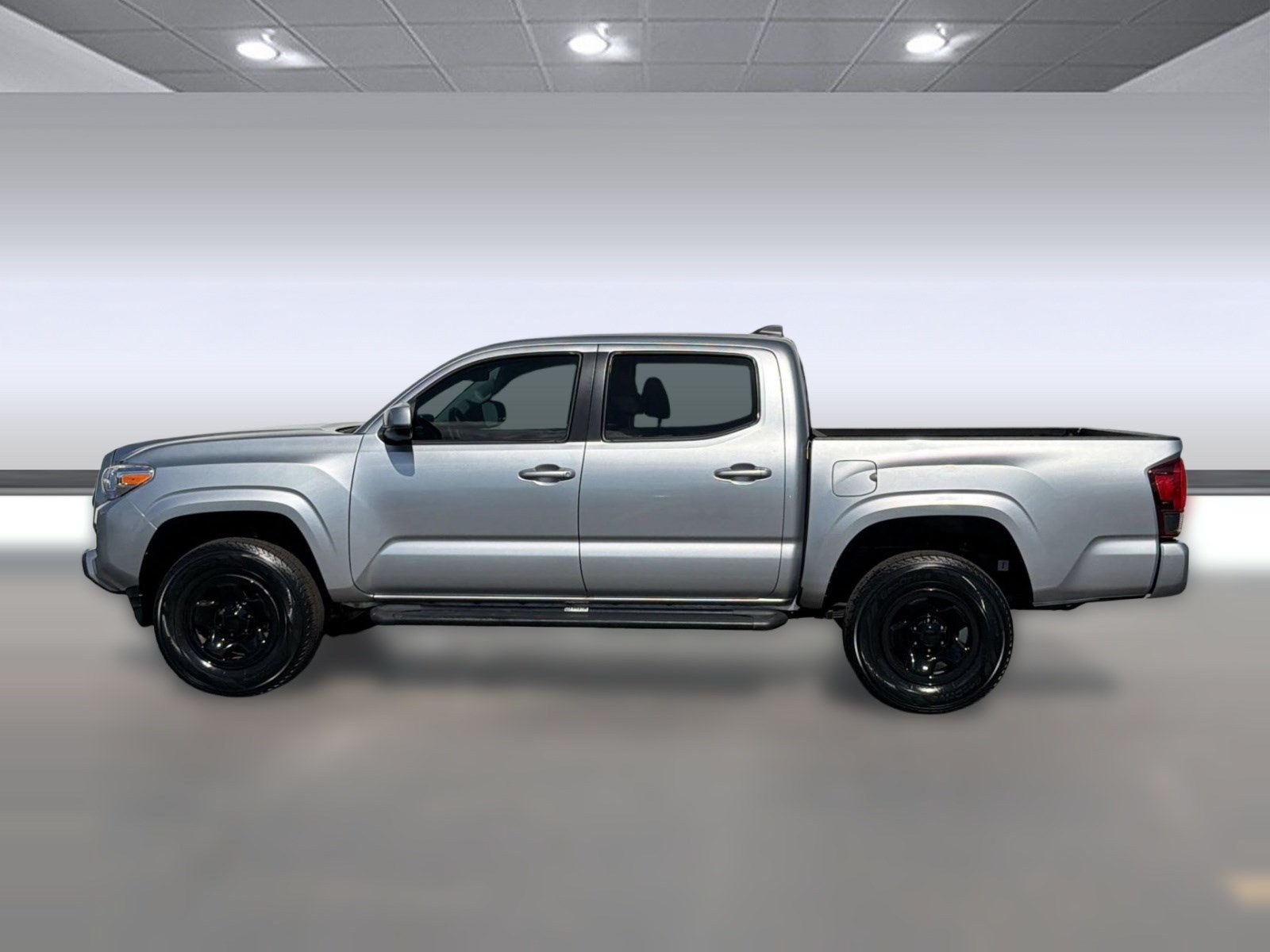Certified 2022 Toyota Tacoma SR w/ SR Convenience Package RWD image 2
