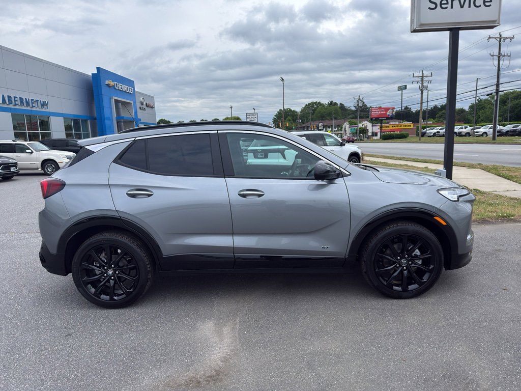 New 2026 Buick Encore GX Sport Touring FWD image 6