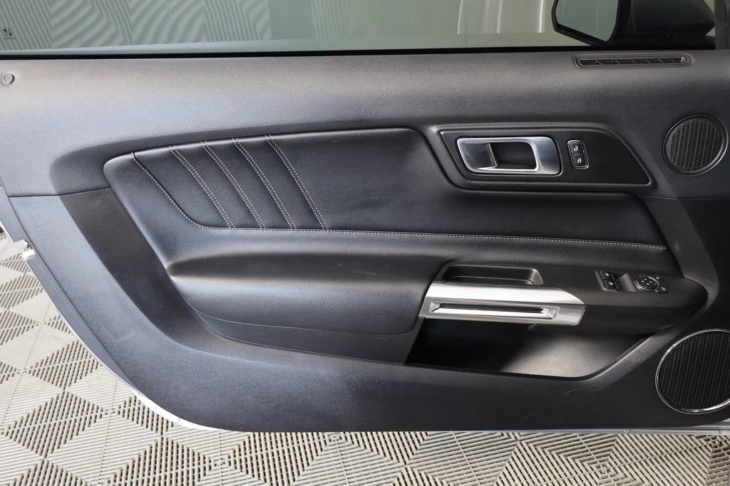 Used 2022 Ford Mustang GT Premium RWD image 11