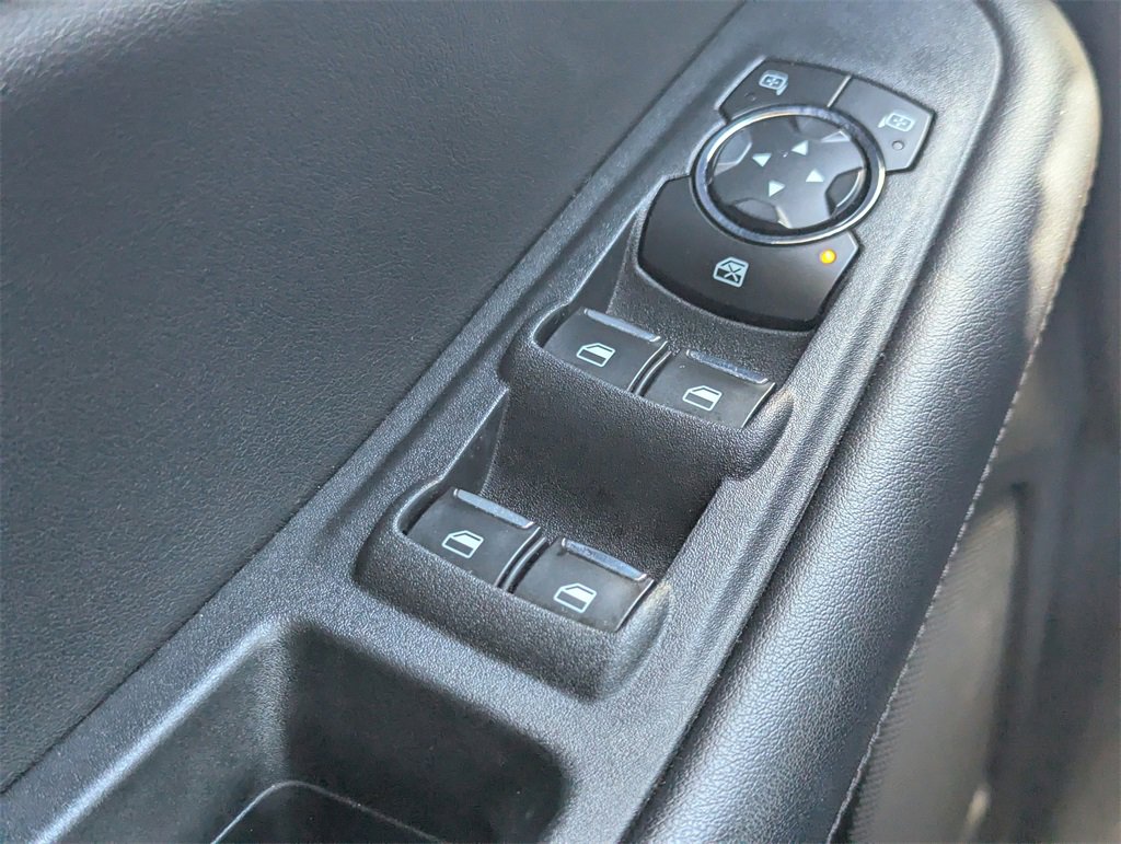 Used 2022 Ford Edge SEL image 16