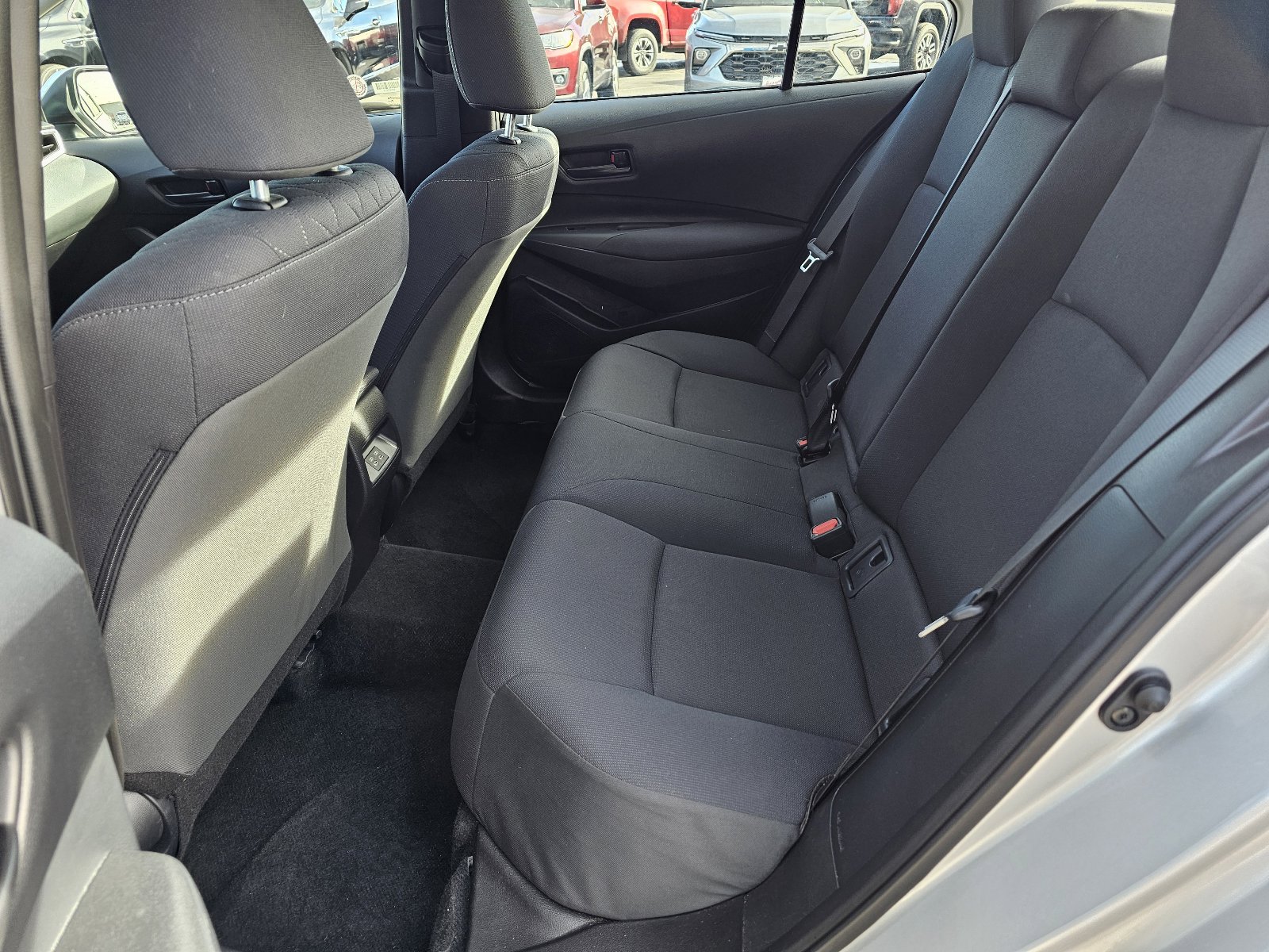 Used 2025 Toyota Corolla LE image 12