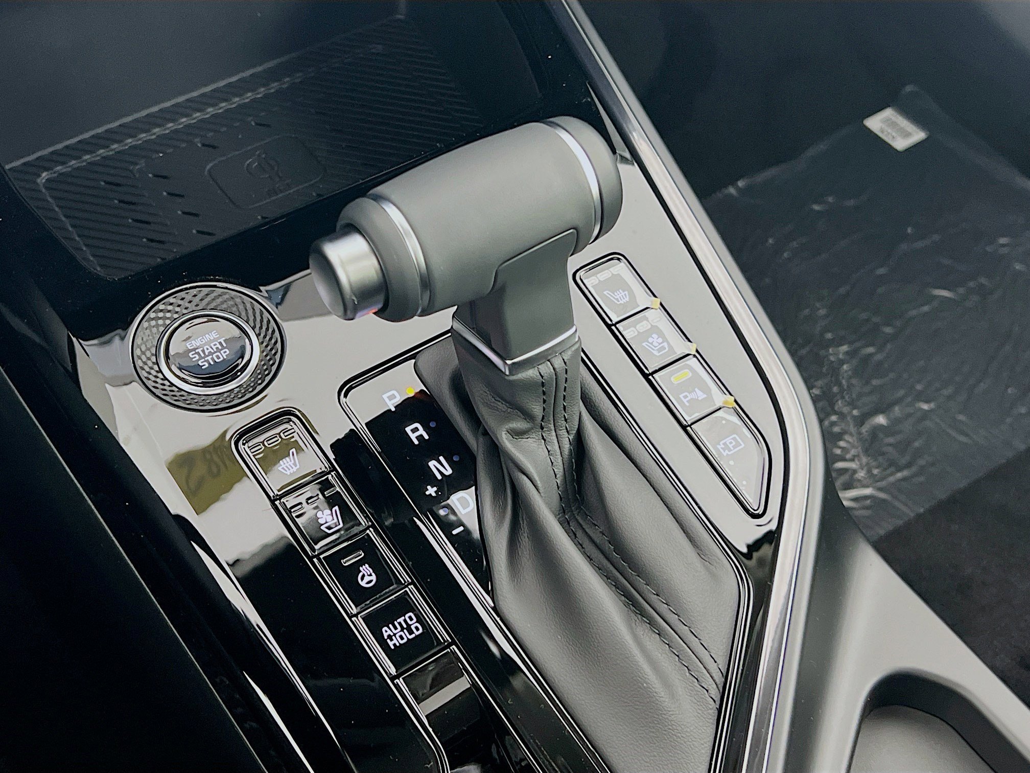 New 2025 Kia Niro SX image 12