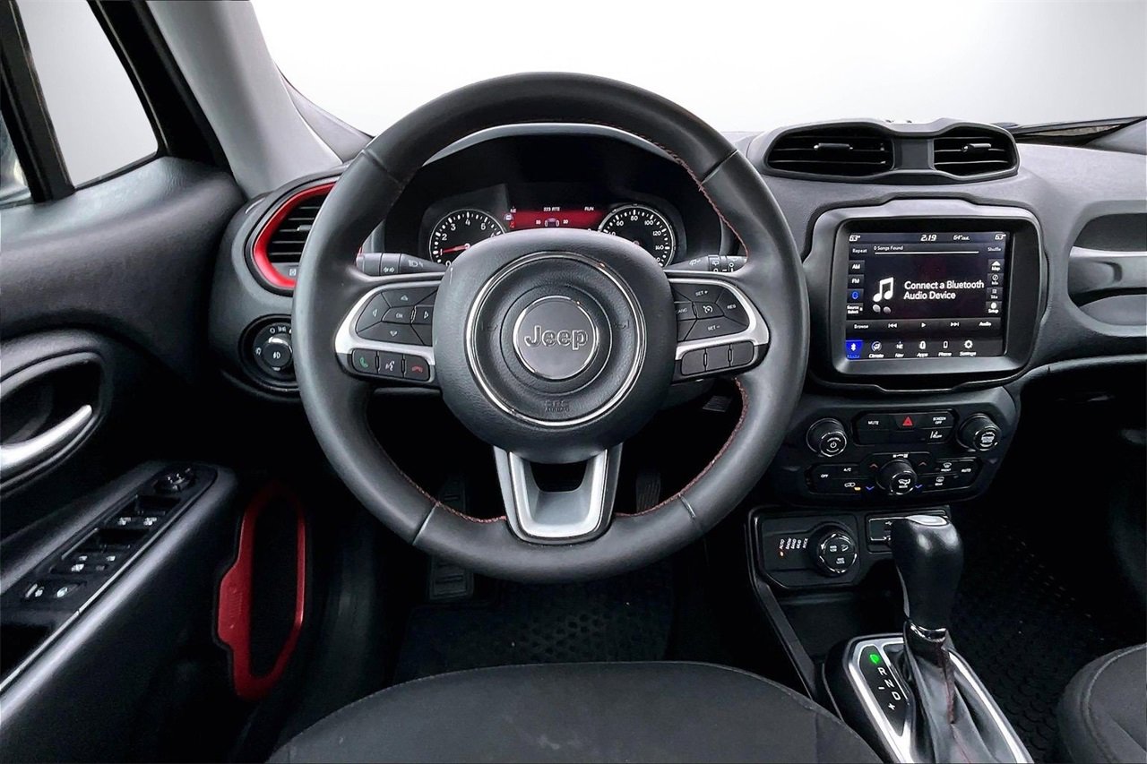 Certified 2023 Jeep Renegade Trailhawk image 10