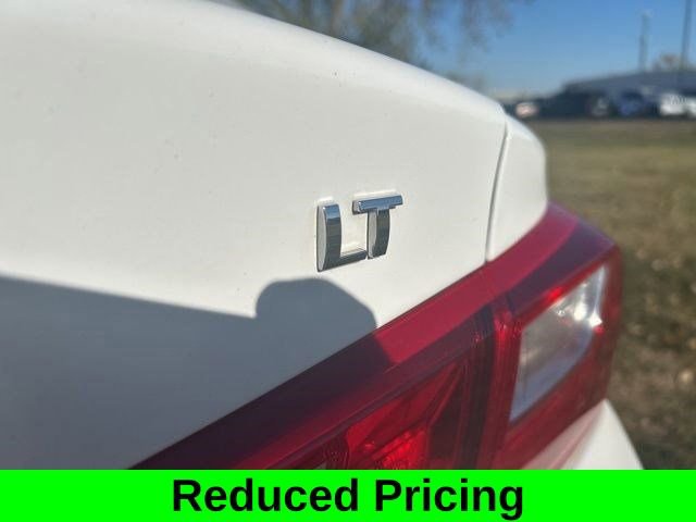 Used 2018 Chevrolet Malibu LT image 48