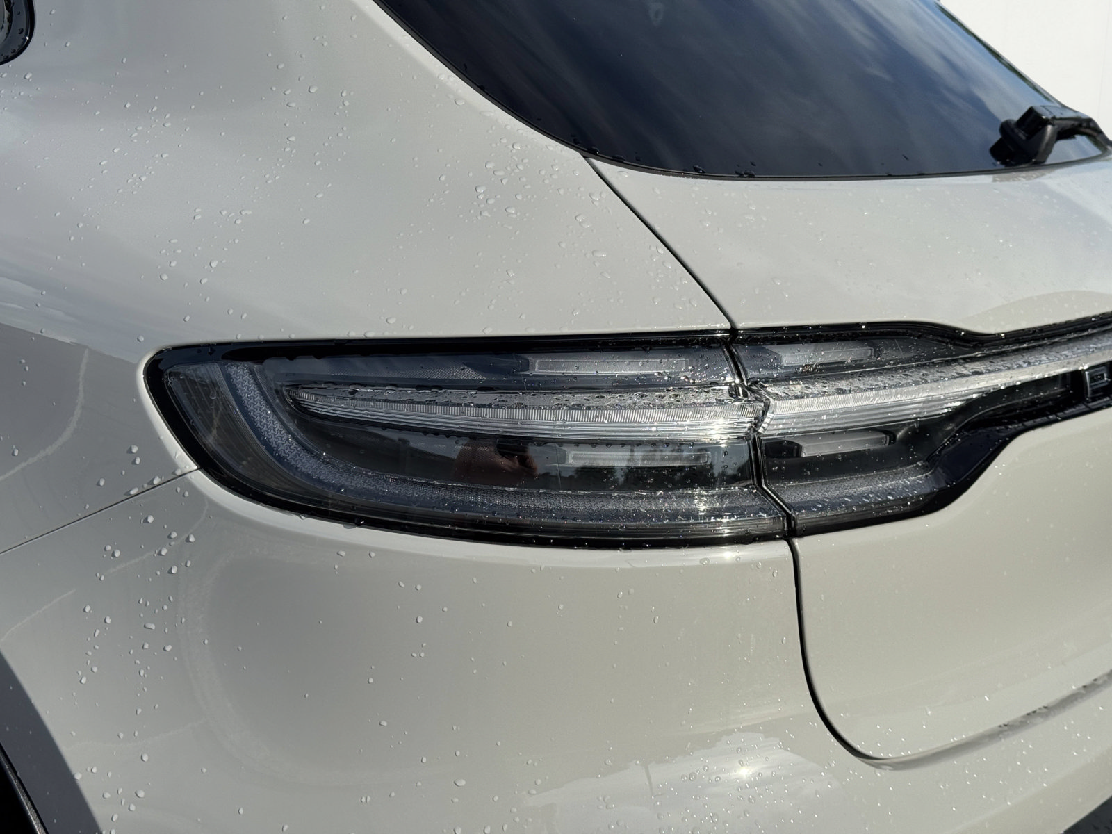 New 2025 Porsche Macan AWD/4WD image 13