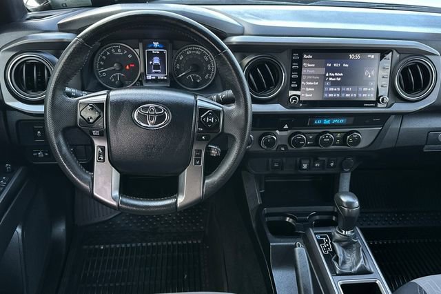 Used 2023 Toyota Tacoma TRD Off-Road image 15