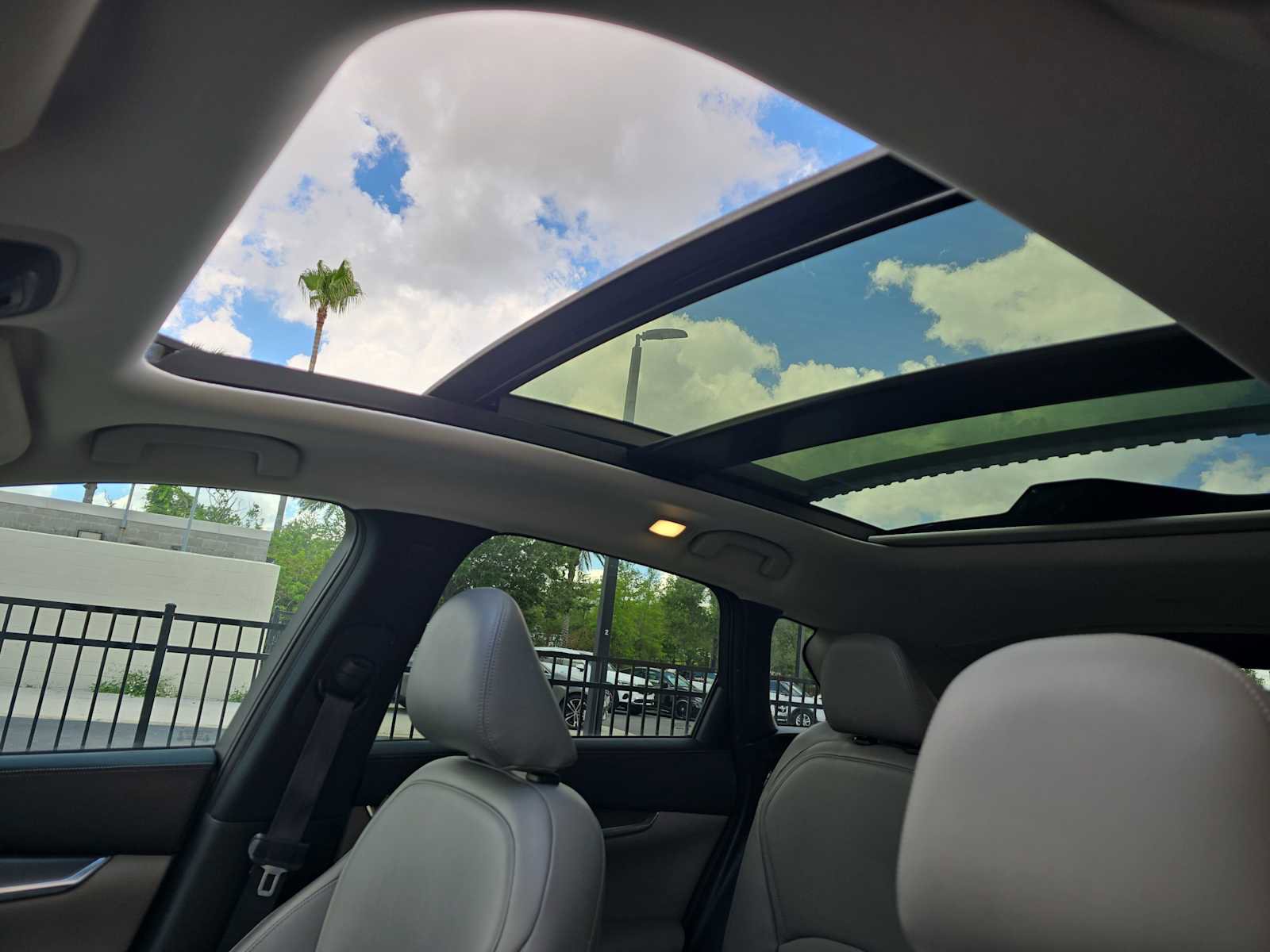 Used 2023 INFINITI QX50 Luxe FWD image 26