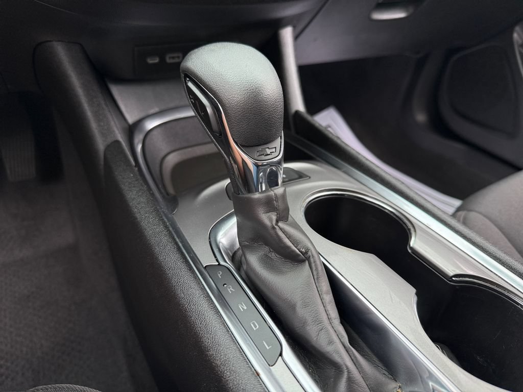 Used 2024 Chevrolet Malibu LT FWD image 30