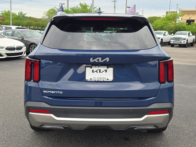 Used 2025 Kia Sorento EX w/ Panoramic Sunroof Package FWD image 8