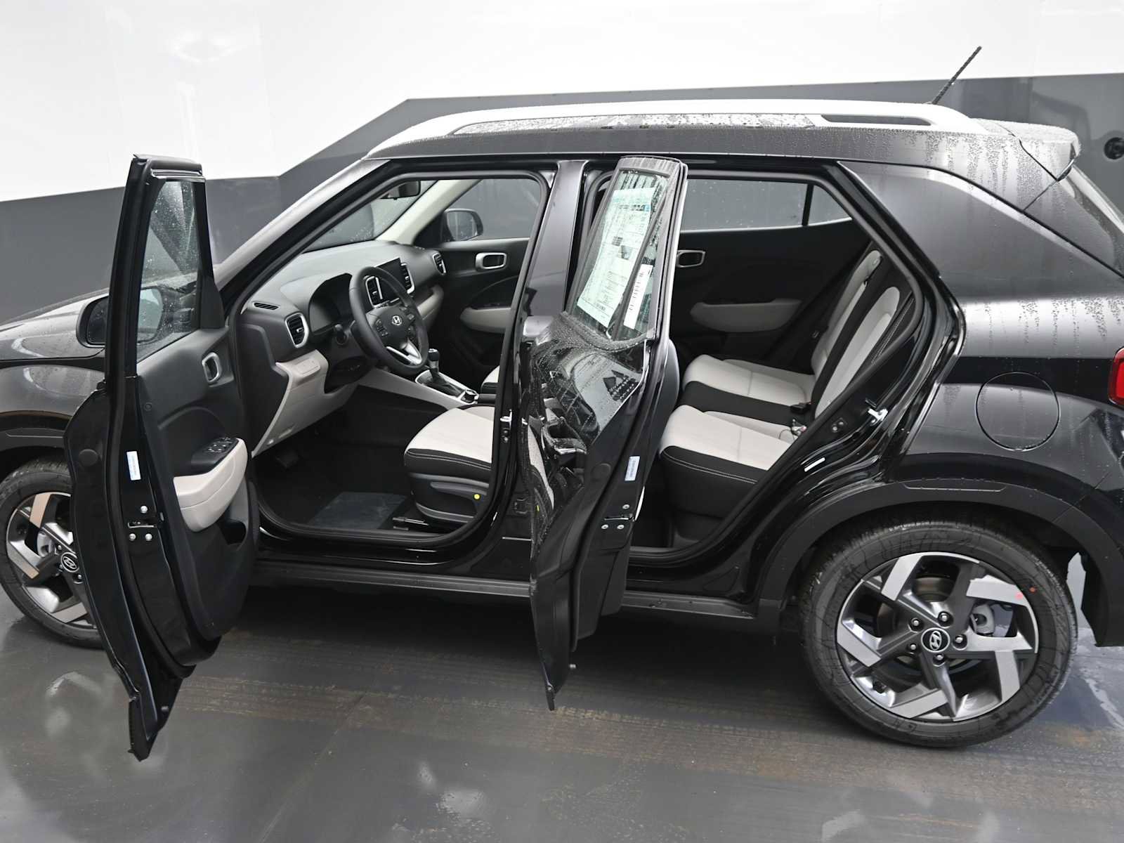 New 2026 Hyundai Venue SEL FWD image 22