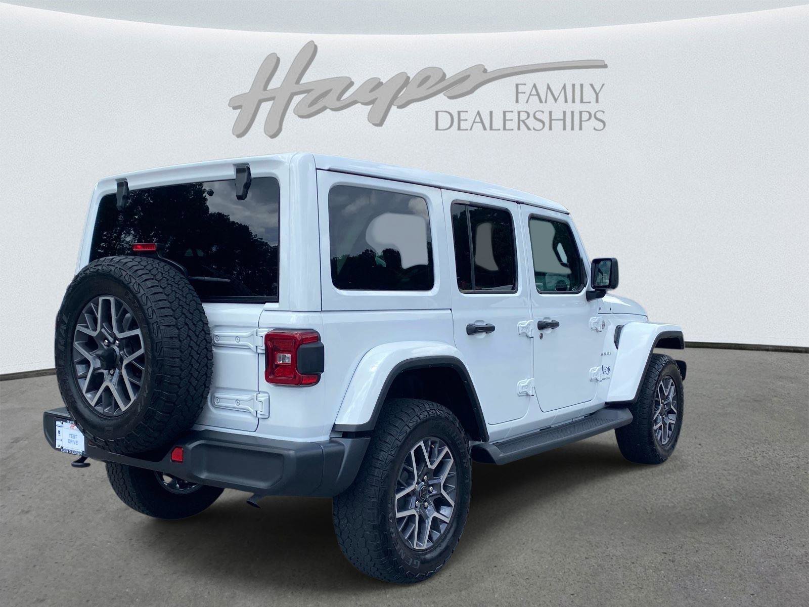 Used 2024 Jeep Wrangler Unlimited Sahara AWD/4WD video 3