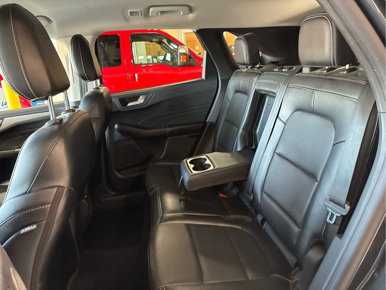 Certified 2022 Ford Escape SEL w/ Technology Package AWD/4WD image 33
