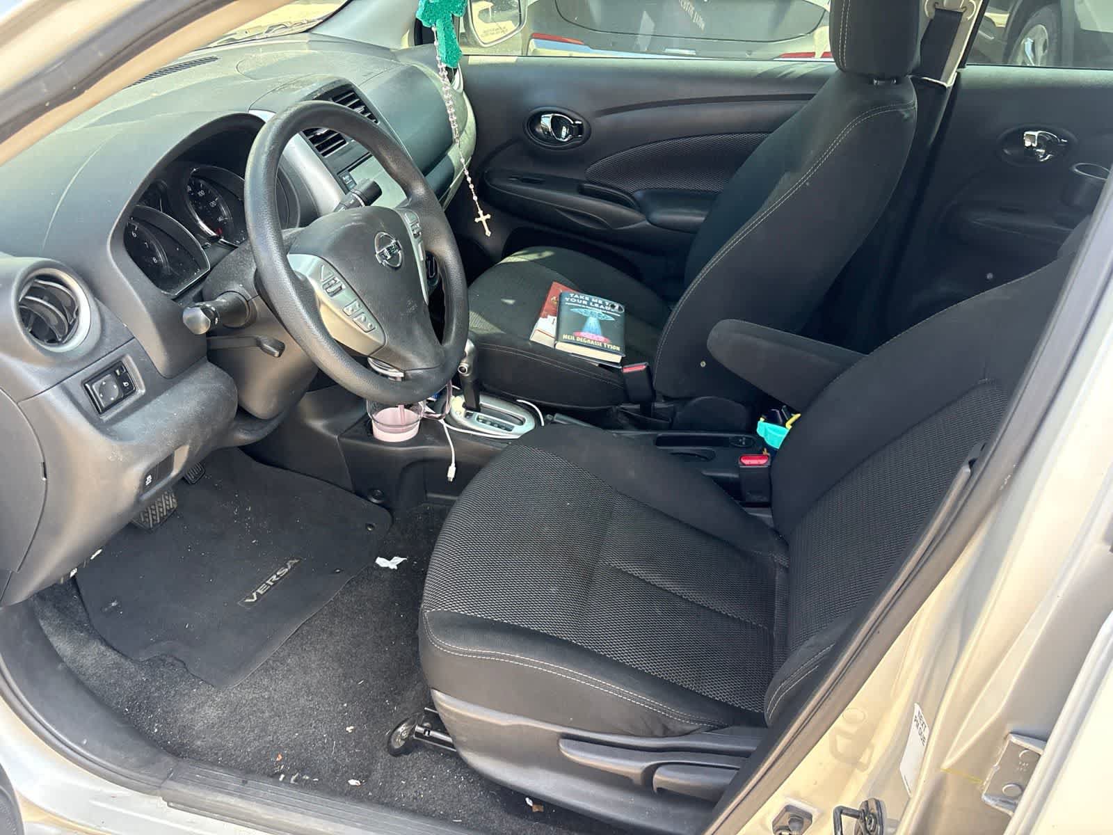 Used 2019 Nissan Versa SV FWD image 11