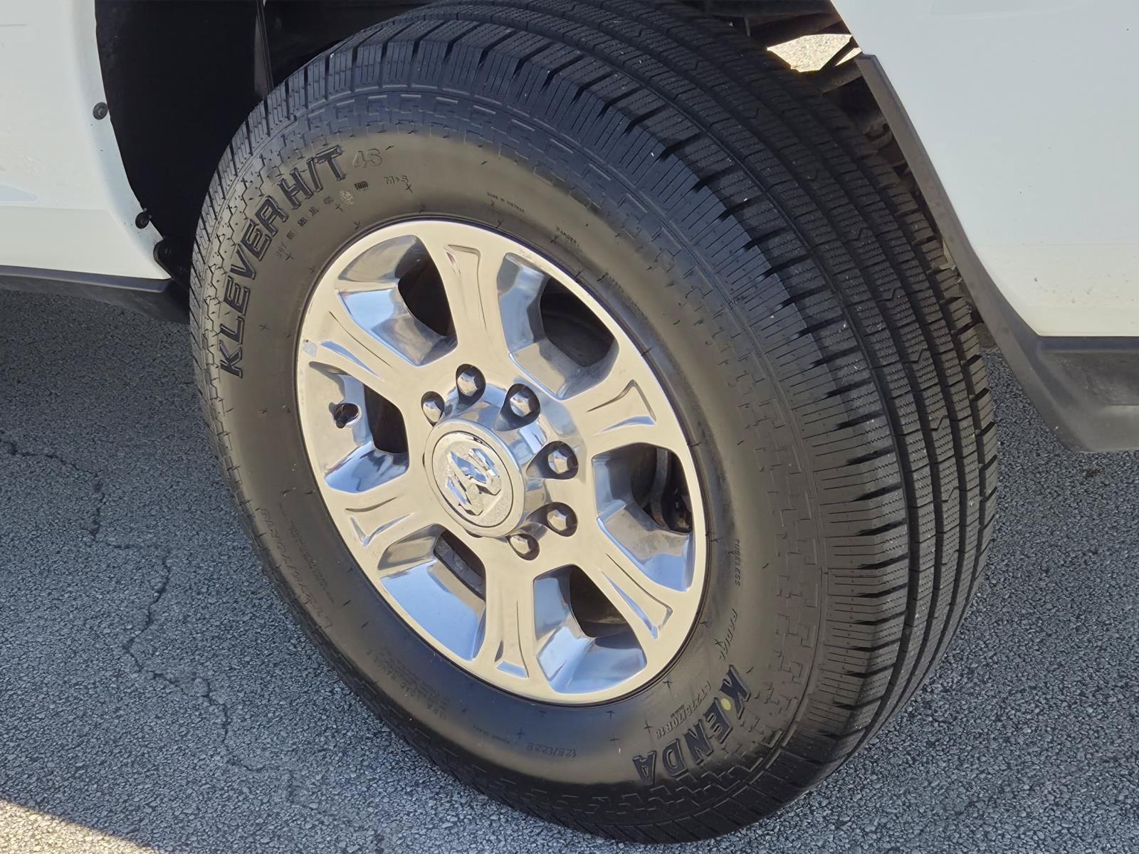 Used 2024 RAM 2500 Big Horn AWD/4WD image 7