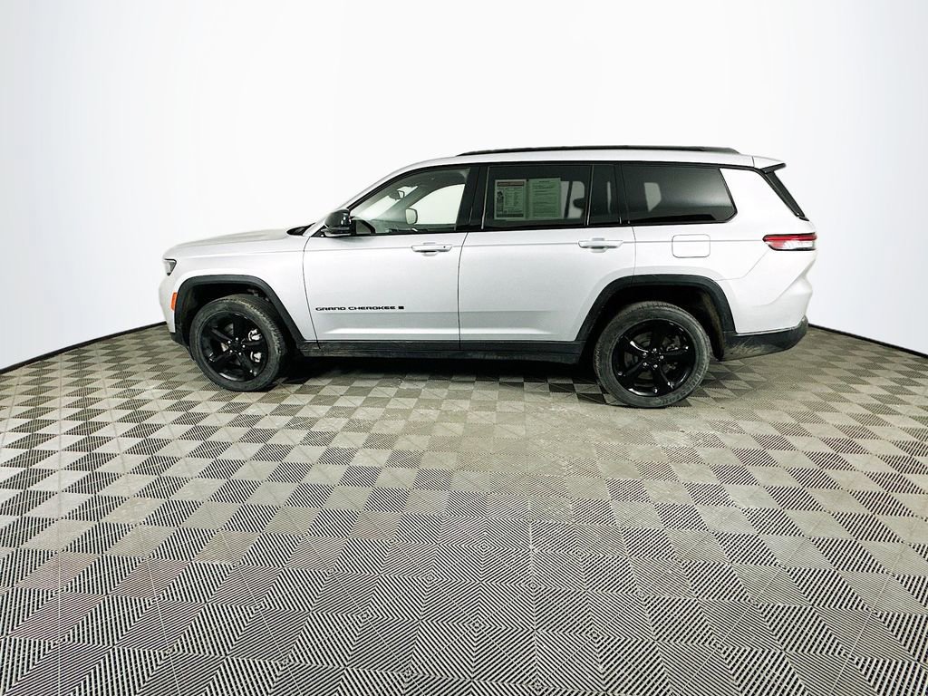 Certified 2023 Jeep Grand Cherokee L Altitude image 7
