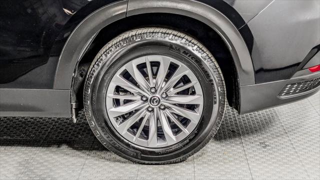 Used 2024 MAZDA CX-90 3.3 Turbo w/ Preferred Plus image 38