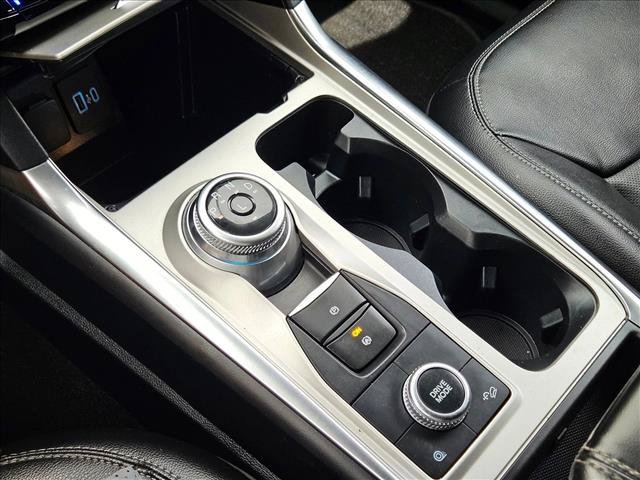 Used 2023 Ford Explorer Limited AWD/4WD image 12