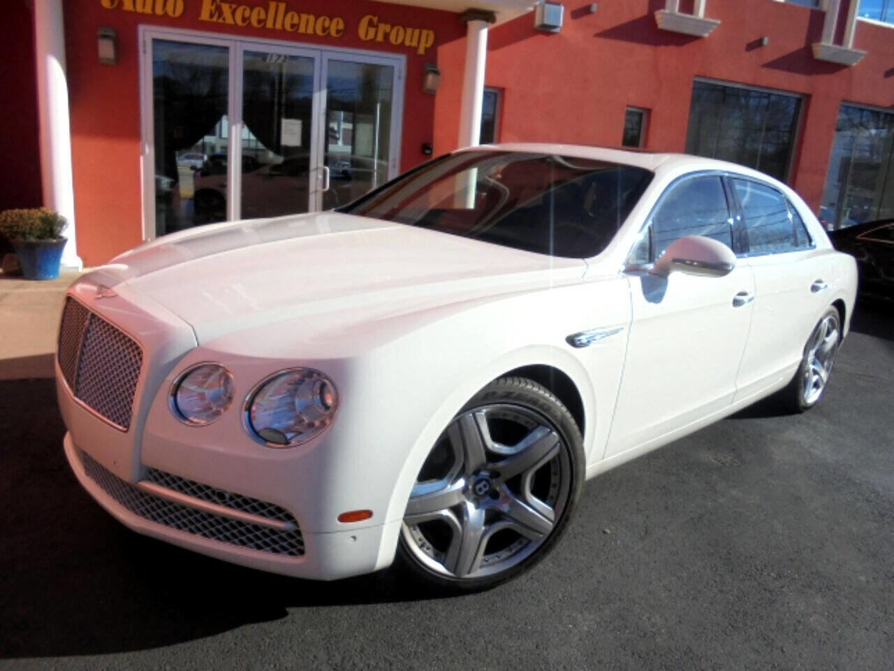 Used 2016 Bentley Flying Spur V8 image 2