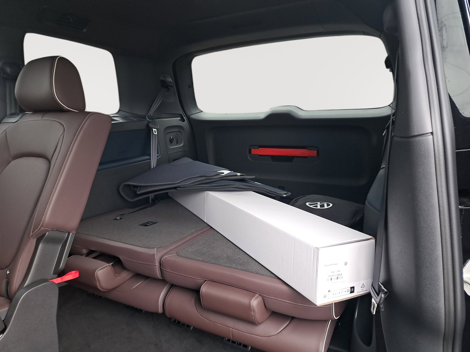 New 2025 Volkswagen ID. Buzz Pro S image 14