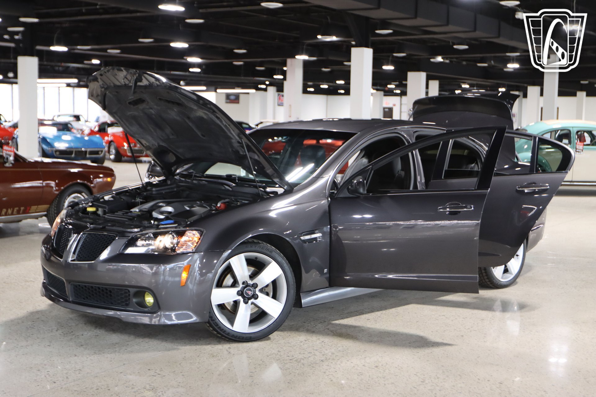 Used 2009 Pontiac G8 GT w/ Premium Package image 2