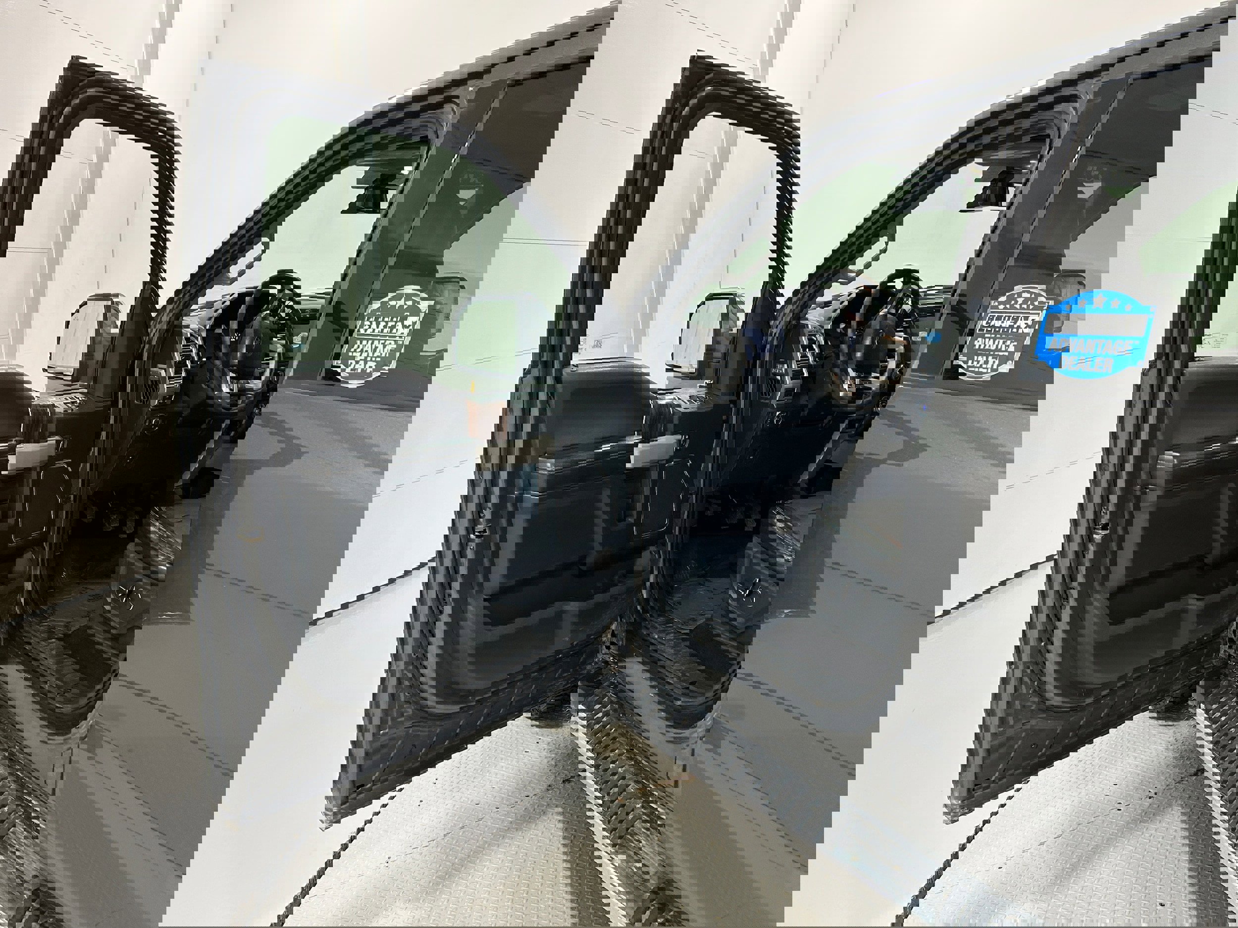 Used 2016 Ford F150 Lariat w/ Equipment Group 502A Luxury image 25