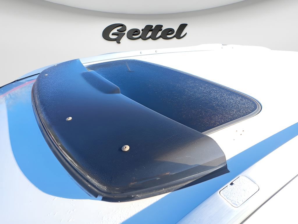 Used 2018 Honda CR-V Touring image 12