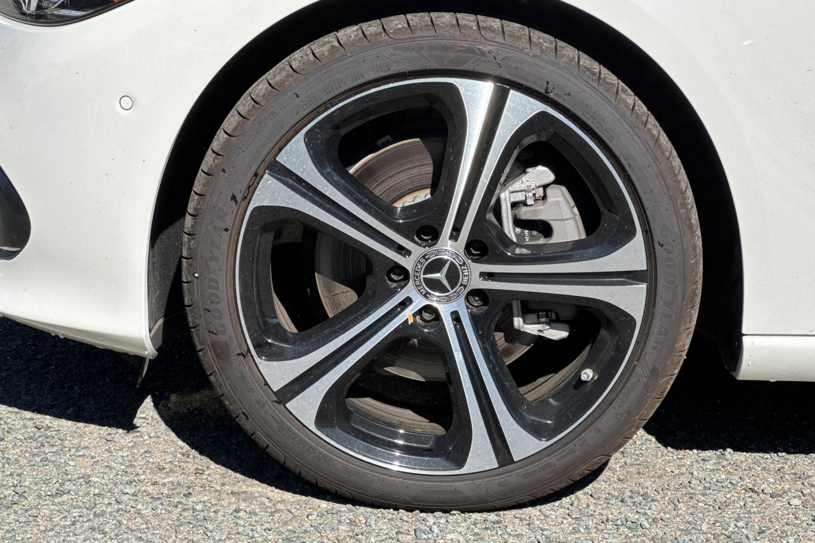 New 2025 Mercedes-Benz C 300 Sedan image 13